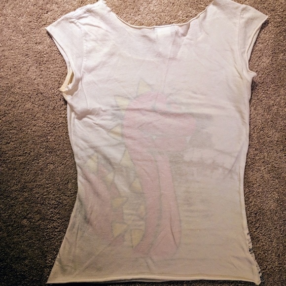 Wet Seal graphic tee S - Picture 2 of 3